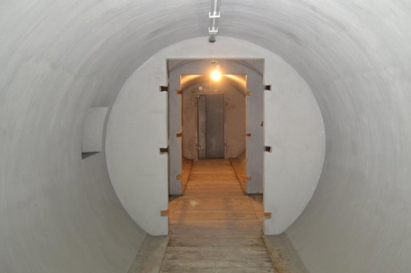 A híres Mussolini-bunker @ Lorenzo Grassi, bunkerdiroma.it