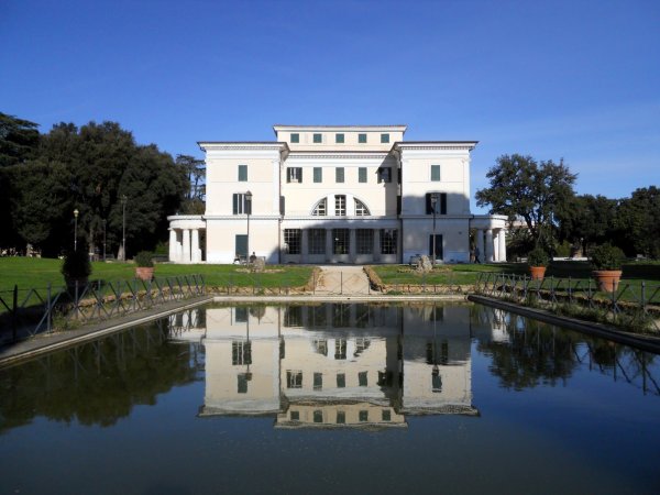 A Villa Torliana, Róma @ Giuliojiang (forrás: Wikimedia Commons)